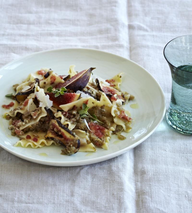 Pasta with Sausage and Black Figs